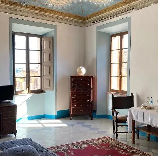 Gasthuis 44 - Mu Ni Amelia