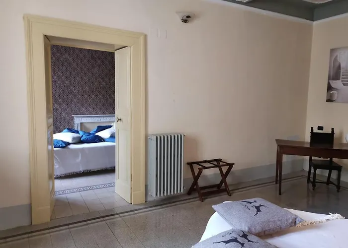 Gasthuis 44 - Mu Ni Amelia